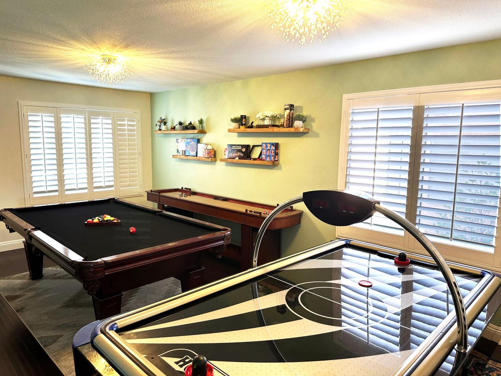 Buddha Gem, Central 6 Bed Room Luxury Home With Pool Hot Tub Game Room And Much More لاس فيغاس المظهر الخارجي الصورة